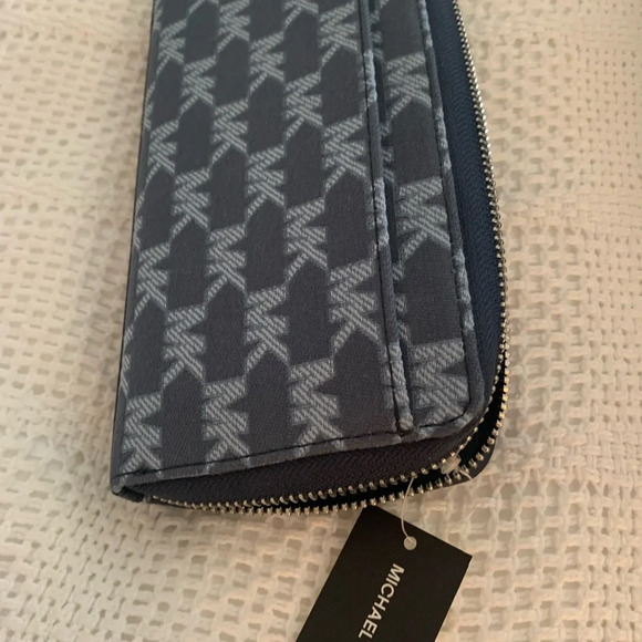 NWT Michael Kors Cooper Denim Wallet - Picture 6 of 11